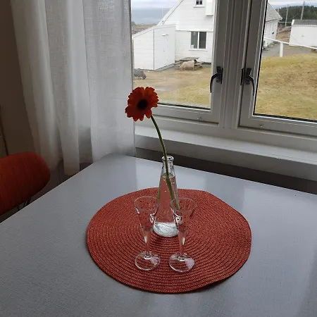 - Fyrvokterboliger Utsira
