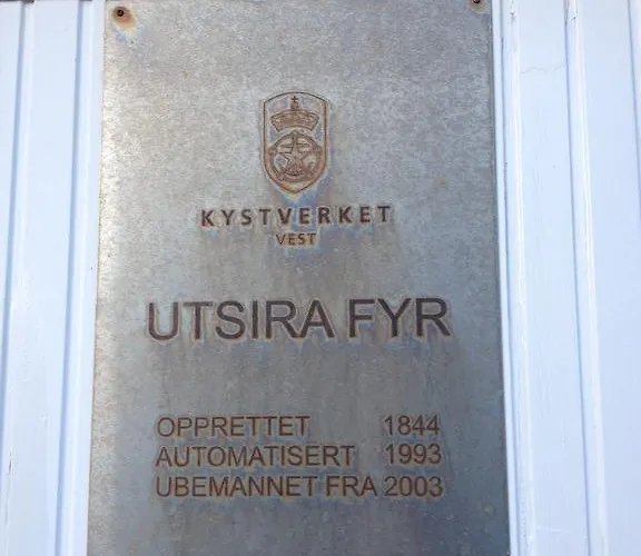 - Fyrvokterboliger * Utsira