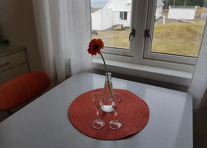 - Fyrvokterboliger Utsira